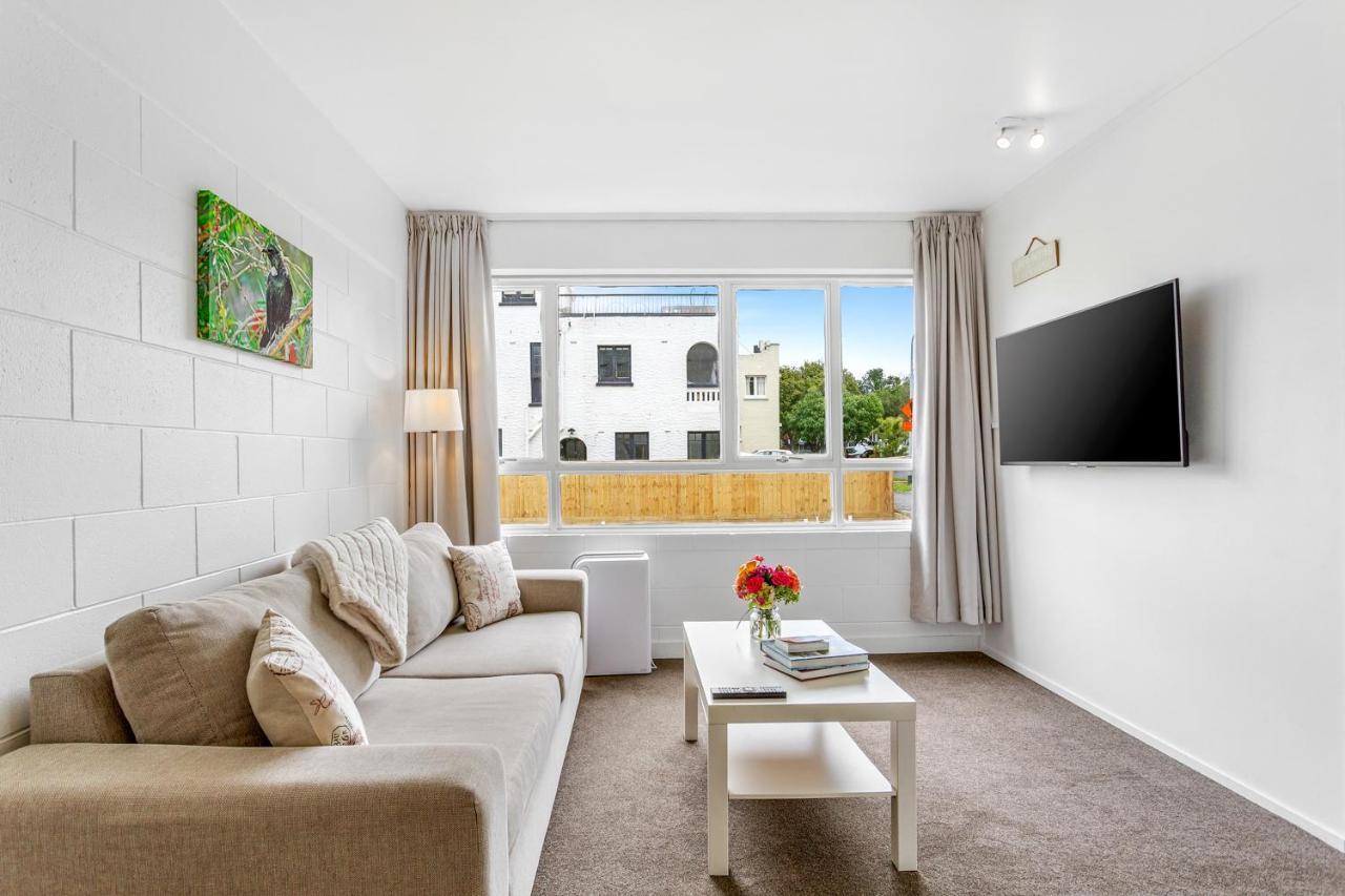 One Bedroom Apartment, Heart Of Newmarket Окленд Экстерьер фото
